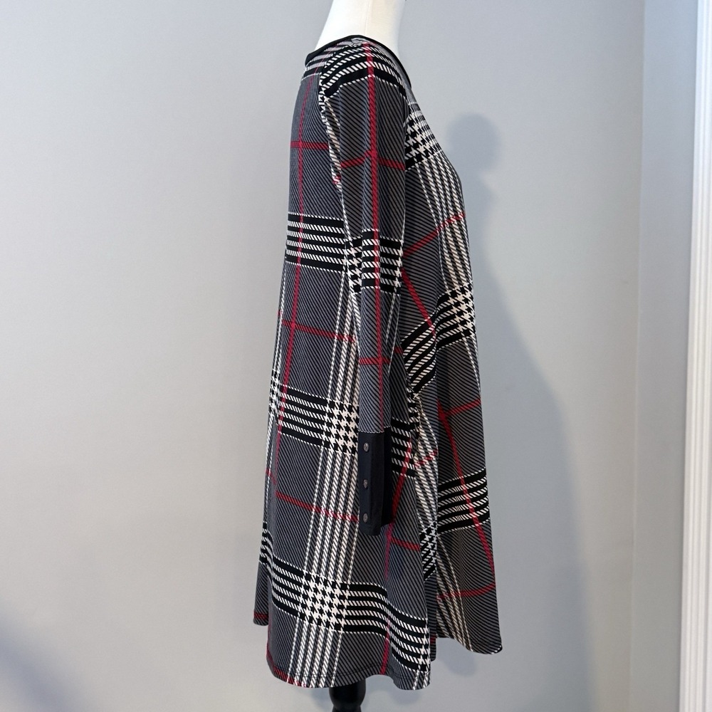 Chico's Plaid Tunic Dress Black Red Long Sleeve Stretch Knit Pockets Size Small - Picture 4 of 11